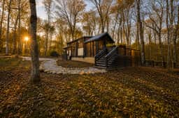 Mini Manor on the Mountain at The Retreat at Water's Edge - Image 2