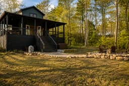 Calm Waters at The Retreat at Water's Edge - Image 2