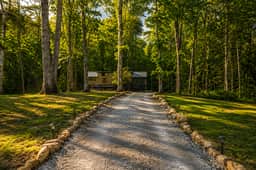 Wildwood Den at The Retreat at Water's Edge - Image 2