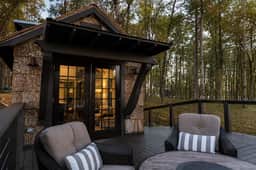 The Acorn Cottage at The Retreat at Water's Edge - Image 5