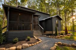 Wild Woodside Retreat at The Retreat at Sunset Bluff - Image 5