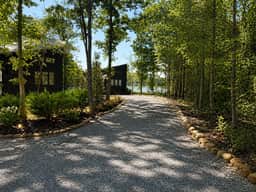 Lakeside Lookout at The Retreat at Water's Edge - Image 3