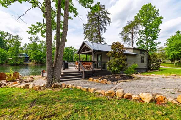 Lillypad Cove at The Retreat at Water's Edge - Image 1