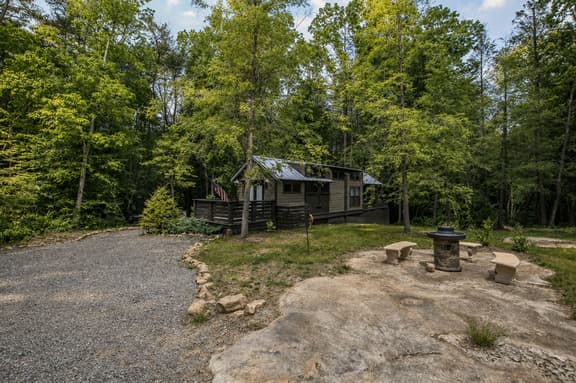 Jenny's Retreat at The Retreat at Deer Lick Falls - Image 1
