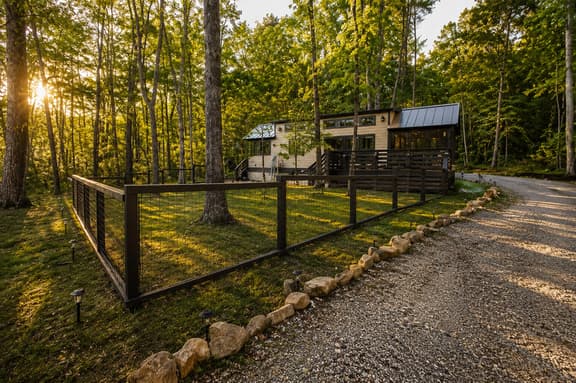 Wildwood Den at The Retreat at Water's Edge - Image 1